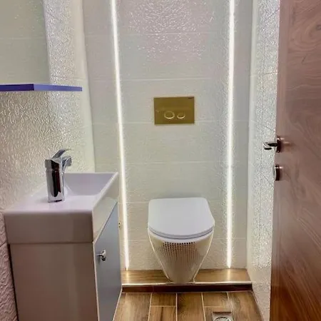 Old Town Class -3 Bedrooms-165 M2 -100 Mbps Internet * Antalya