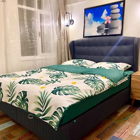 Old Town Class -3 Bedrooms-165 M2 -100 Mbps Internet Apartment Antalya